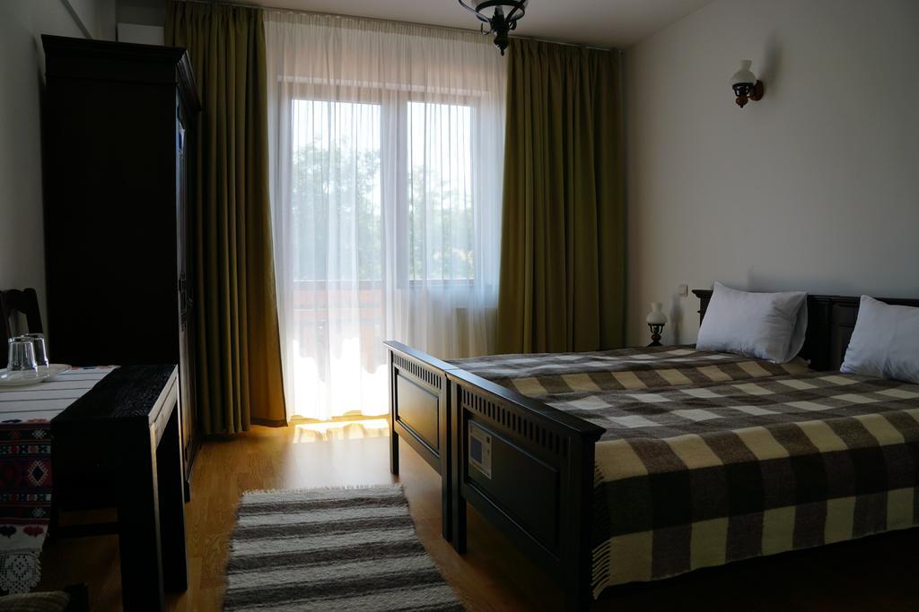 Pensiunea Casa Bunicului Mociu Buitenkant foto